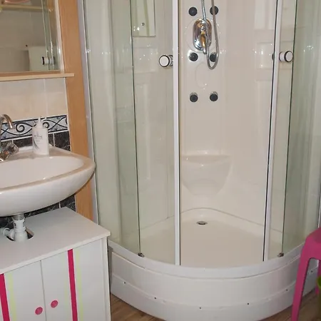 Central Apartment Plombieres-les-Bains