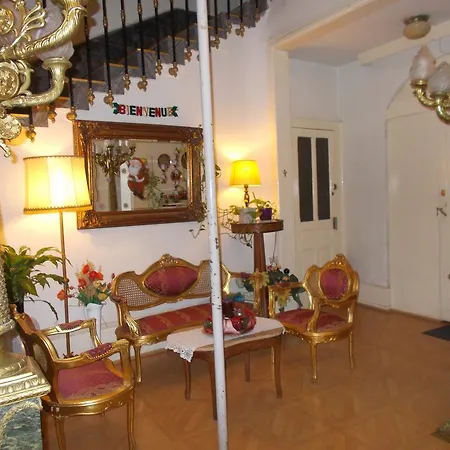 Apartment Central